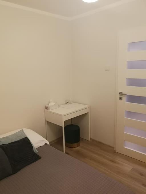 Uroczy, Jasny Apartament Oraz Bezplatny Parking! Daire Krakow Dış mekan fotoğraf