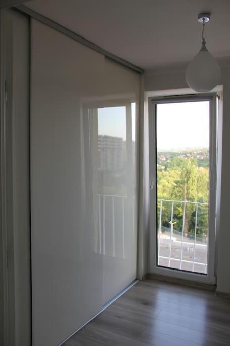 Uroczy, Jasny Apartament Oraz Bezplatny Parking! Daire Krakow Dış mekan fotoğraf
